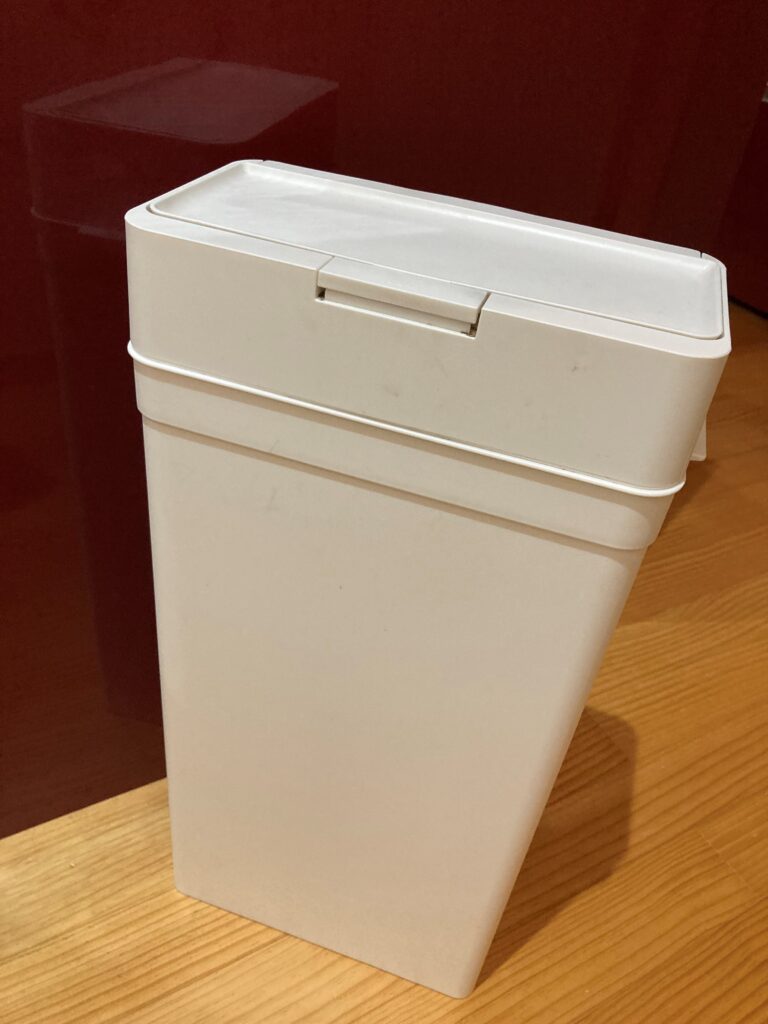 シールズ　ゴミ箱